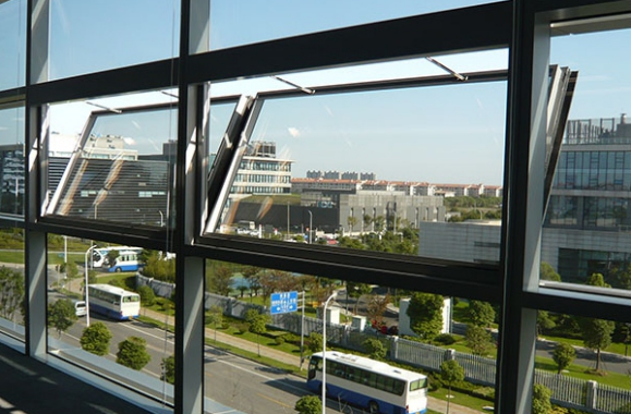 電動開窗機：火災逃生的秘密武器，你知道嗎?